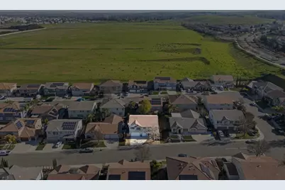 1169 Park West Dr, Pittsburg, CA 94565 - Photo 36