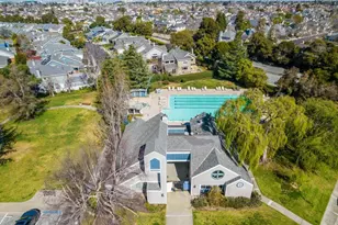 1 Binnacle Ln, Foster City, CA 94404 - Photo 2