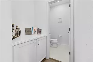1860 Hydrangea Dr, Hollister, CA 95023 - Photo 14