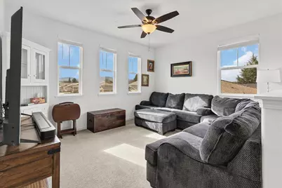 1860 Hydrangea Dr, Hollister, CA 95023 - Photo 38