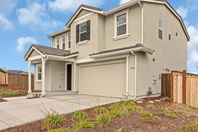 1860 Hydrangea Dr, Hollister, CA 95023 - Photo 8