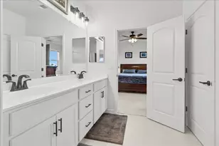 1860 Hydrangea Dr, Hollister, CA 95023 - Photo 34