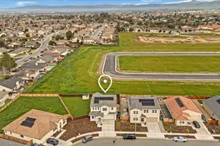 1860 Hydrangea Dr, Hollister, CA 95023 - Photo 56