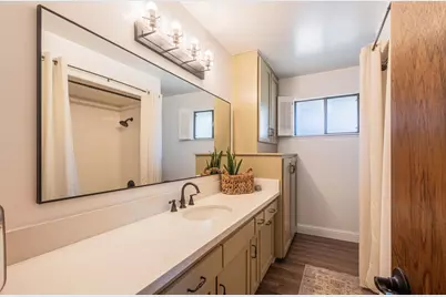 330 Woodside Dr 105, Salinas, CA 93901 - Photo 30