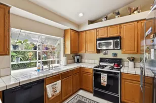 5621 Adobe Rd, Rocklin, CA 95765 - Photo 12