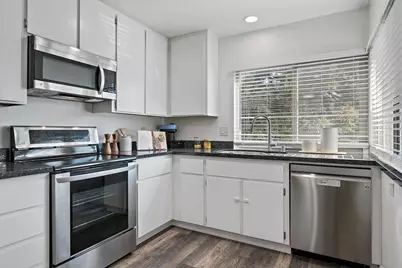 5395 Colony Green Dr, San Jose, CA 95123 - Photo 10