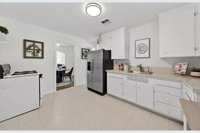 1237 Santa Paula Ave, San Jose, CA 95110 - Photo 14