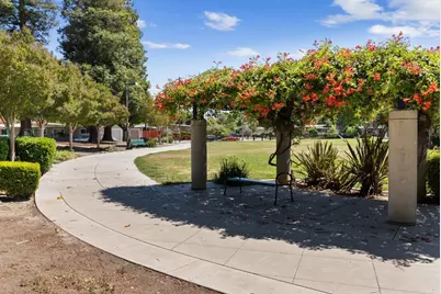 1237 Santa Paula Ave, San Jose, CA 95110 - Photo 28