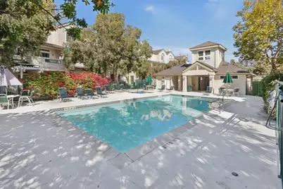 2508 Hastings Shore Ln, Redwood City, CA 94065 - Photo 32