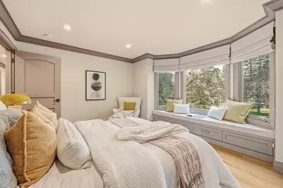 11913 Murietta Ln, Los Altos Hills, CA 94022 - Photo 34