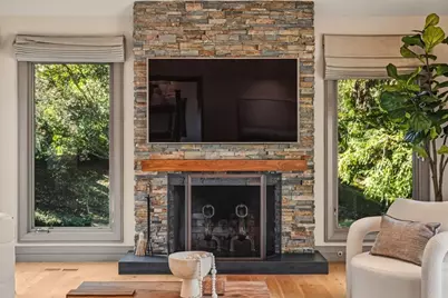 11913 Murietta Ln, Los Altos Hills, CA 94022 - Photo 12