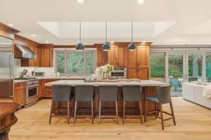 11913 Murietta Ln, Los Altos Hills, CA 94022 - Photo 14