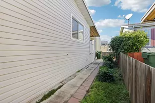 818 Villa Teresa Way 818, San Jose, CA 95123 - Photo 28