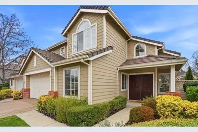 321 Saint Martin Dr, Redwood City, CA 94065 - Photo 1