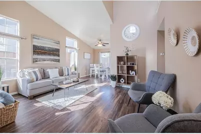 1829 Delancey Dr, Salinas, CA 93906 - Photo 4