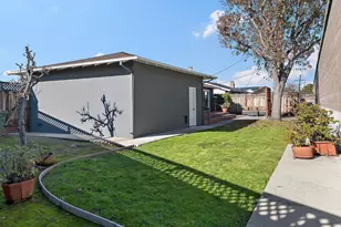 2257 Portsmouth Way, San Mateo, CA 94403 - Photo 20