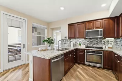 1120 Karby Ter 203, Sunnyvale, CA 94089 - Photo 6
