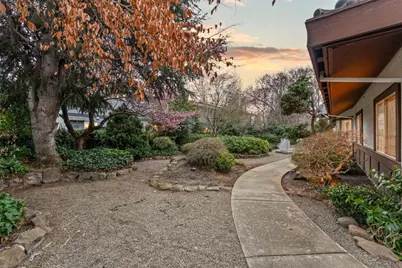 24952 Cypress Ave, Hayward, CA 94544 - Photo 20