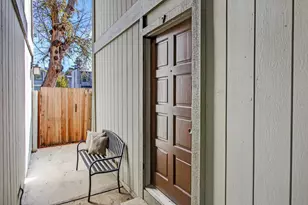 83 Devonshire Ave 7, Mountain View, CA 94043 - Photo 2