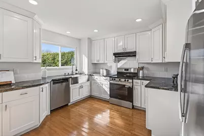 83 Devonshire Ave 7, Mountain View, CA 94043 - Photo 6