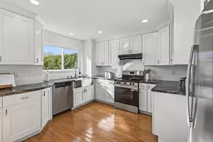 83 Devonshire Ave 7, Mountain View, CA 94043 - Photo 6