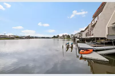 444 Fathom Dr, San Mateo, CA 94404 - Photo 32