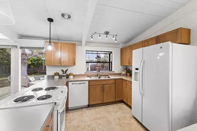 3866 Coroina Way, Palo Alto, CA 94303 - Photo 8