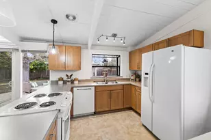 3866 Corina Way, Palo Alto, CA 94303 - Photo 8