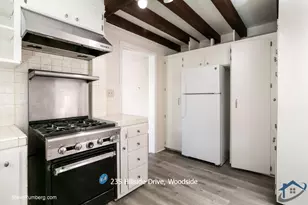 235 Hillside Dr, Woodside, CA 94062 - Photo 18