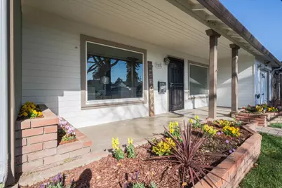 323 Chaparral St, Salinas, CA 93906 - Photo 2