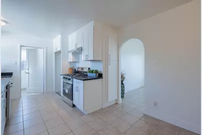 323 Chaparral St, Salinas, CA 93906 - Photo 12