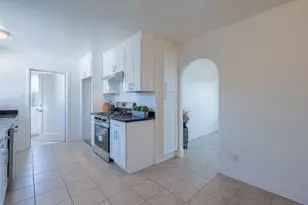 323 Chaparral St, Salinas, CA 93906 - Photo 12
