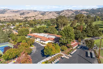 7704 Galloway Dr, San Jose, CA 95135 - Photo 48