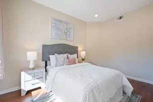 7704 Galloway Dr, San Jose, CA 95135 - Photo 20