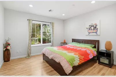 70 Towne Cir, Mountain View, CA 94040 - Photo 30