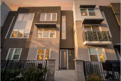 262 Agustin Narvaez St 3, San Jose, CA 95136 - Photo 2