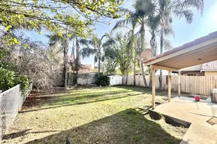 7605 Golden Rise Ct, Bakersfield, CA 93313 - Photo 14