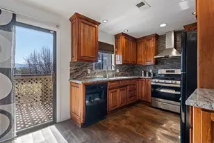 801 Nash Rd B10, Hollister, CA 95023 - Photo 10