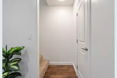 801 Nash Rd B10, Hollister, CA 95023 - Photo 14