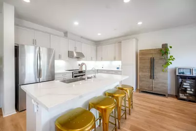 3072 Glenmore St, Vista, CA 92081 - Photo 4