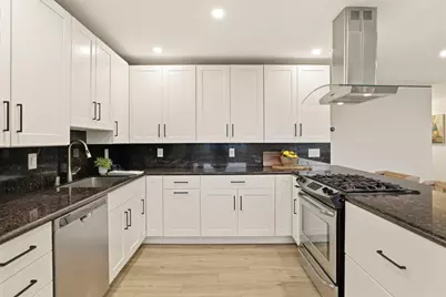 162 Coronado Ave, San Carlos, CA 94070 - Photo 12