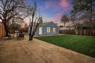 579 Green Manor Ct, Palo Alto, CA 94301 - Photo 4