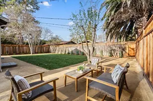 579 Green Manor Ct, Palo Alto, CA 94301 - Photo 28