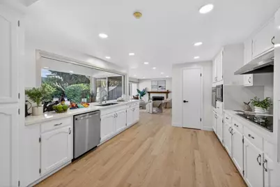 3411 Shady Spring Ln, Mountain View, CA 94040 - Photo 10