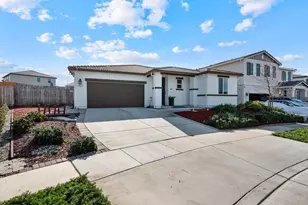 2111 Rosewood Dr, Hollister, CA 95023 - Photo 46