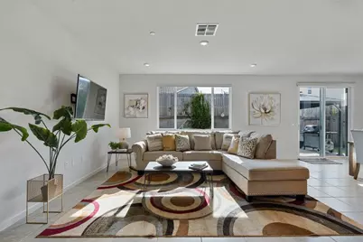 2111 Rosewood Dr, Hollister, CA 95023 - Photo 8