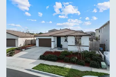 2111 Rosewood Dr, Hollister, CA 95023 - Photo 4