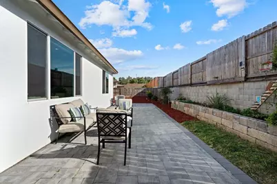 2111 Rosewood Dr, Hollister, CA 95023 - Photo 32