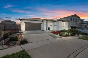 2111 Rosewood Dr, Hollister, CA 95023 - Photo 2