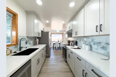 36255 Casey Ct, Newark, CA 94560 - Photo 2